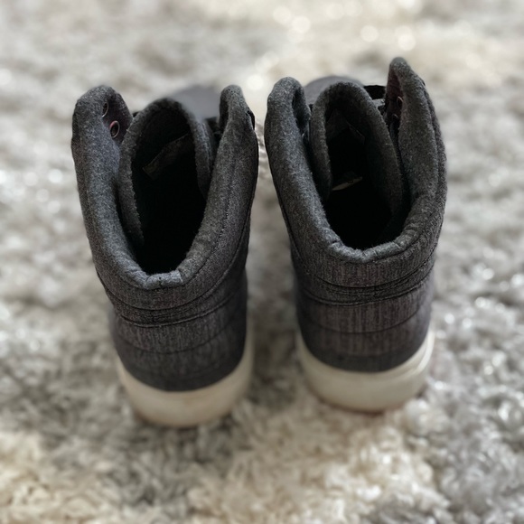 Fila size 8 grey high tops - Picture 5 of 6